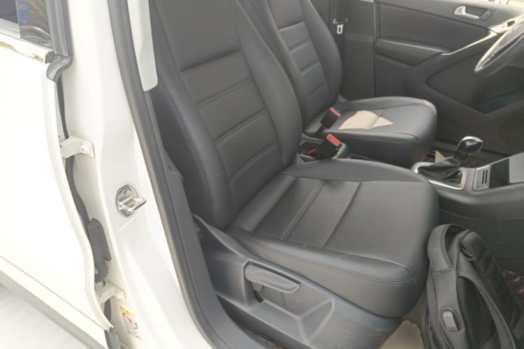 Used Volkswagen Tiguan 2016 300TSI Automatic Two-Wheel Drive Trend Edition Right Front Seat