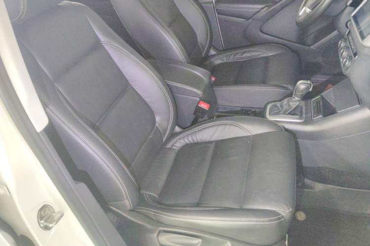 Used Volkswagen Tiguan 2016 280TSI Automatic Two-Wheel Drive Silk Road Comfort Edition Right Front Seat