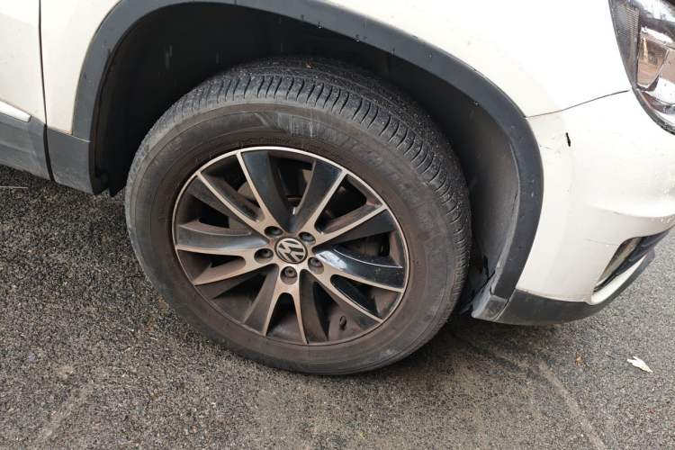 Used Volkswagen Tiguan 2016 300TSI Automatic Two-Wheel Drive Luxury Edition Right Front Wheel Hub
