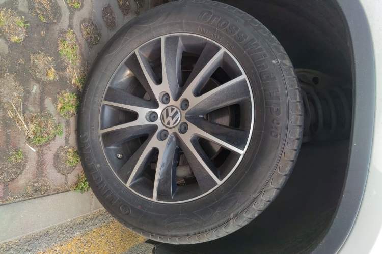 Used Volkswagen Tiguan 2016 300TSI Automatic Two-Wheel Drive Luxury Edition Right Front Wheel Hub