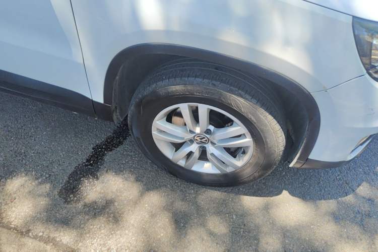 Used Volkswagen Tiguan 2016 300TSI Automatic Two-Wheel Drive Trend Edition Right Front Wheel Hub