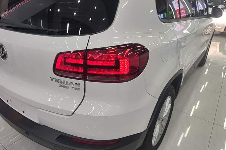 Used Volkswagen Tiguan 2016 280TSI Automatic Two-Wheel Drive Silk Road Comfort Edition Right Rear Taillight