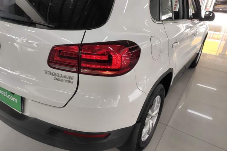 Used Volkswagen Tiguan 2016 300TSI Automatic Two-Wheel Drive Trend Edition Right Rear Taillight