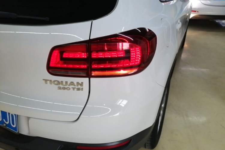 Used Volkswagen Tiguan 2016 280TSI Automatic Two-Wheel Drive Silk Road Comfort Edition Right Rear Taillight