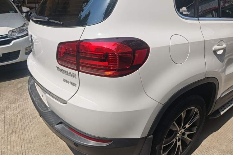 Used Volkswagen Tiguan 2016 300TSI Automatic Two-Wheel Drive Luxury Edition Right Rear Taillight
