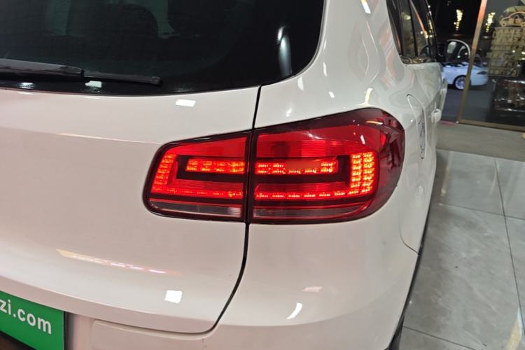 Used Volkswagen Tiguan 2016 300TSI Automatic Two-Wheel Drive Trend Edition Right Rear Taillight