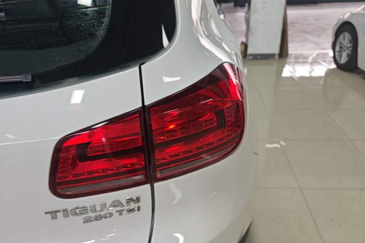 Used Volkswagen Tiguan 2016 280TSI Automatic Two-Wheel-Drive Silk Road Style Edition Right Rear Taillight