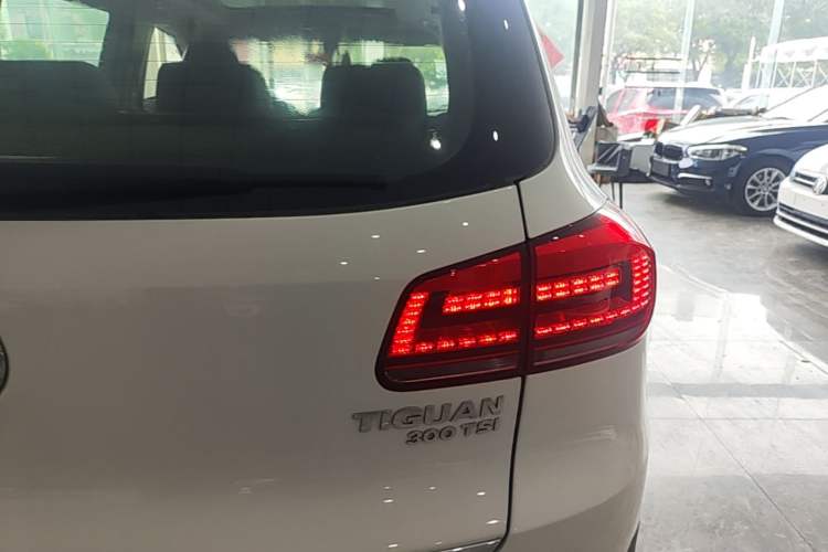 Used Volkswagen Tiguan 2016 300TSI Automatic Two-Wheel Drive Luxury Edition Right Rear Taillight