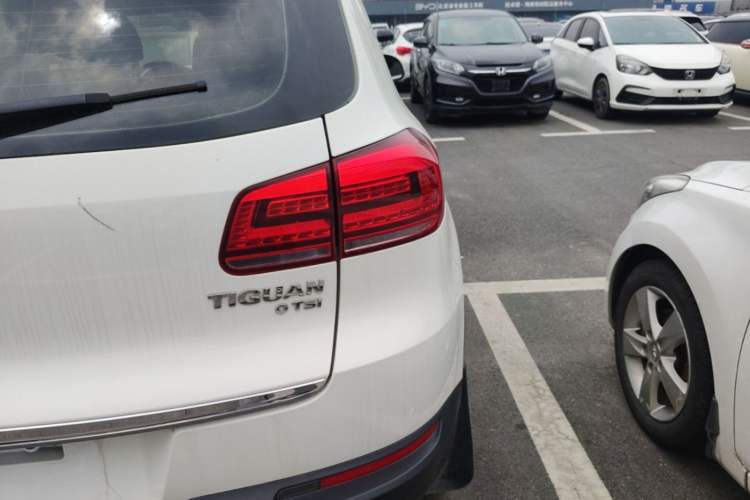 Used Volkswagen Tiguan 2016 330TSI Automatic All-Wheel-Drive Flagship Edition Right Rear Taillight