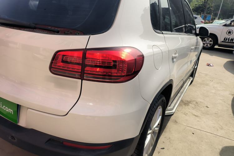 Used Volkswagen Tiguan 2016 280TSI Automatic Two-Wheel-Drive Silk Road Style Edition Right Rear Taillight