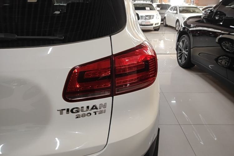 Used Volkswagen Tiguan 2016 280TSI Automatic Two-Wheel-Drive Silk Road Style Edition Right Rear Taillight