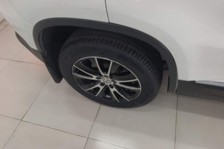 Used Volkswagen Tiguan 2016 300TSI Automatic All-Wheel Drive Luxury Edition Right Rear Wheel Hub