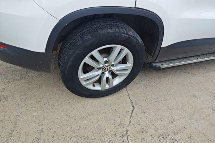 Used Volkswagen Tiguan 2016 300TSI Automatic Two-Wheel Drive Trend Edition Right Rear Wheel Hub