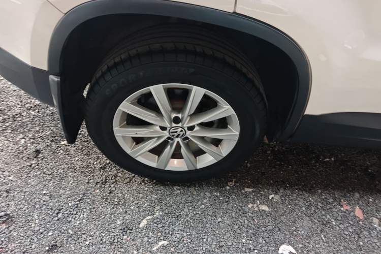 Used Volkswagen Tiguan 2016 300TSI Automatic Two-Wheel Drive Comfort Edition Right Rear Wheel Hub