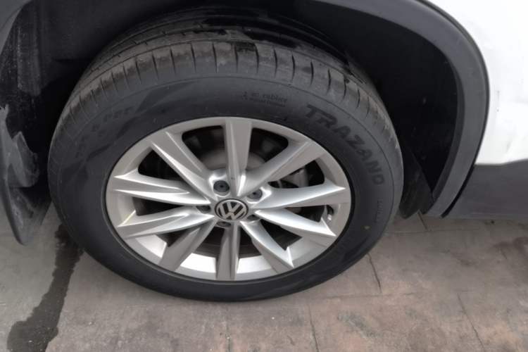 Used Volkswagen Tiguan 2016 300TSI Automatic Two-Wheel Drive Comfort Edition Right Rear Wheel Hub