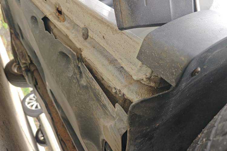 Used Volkswagen Tiguan 2016 300TSI Automatic Two-Wheel Drive Trend Edition Right Side Sill