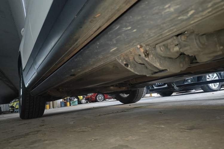 Used Volkswagen Tiguan 2016 280TSI Automatic Two-Wheel-Drive Silk Road Style Edition Right Side Sill