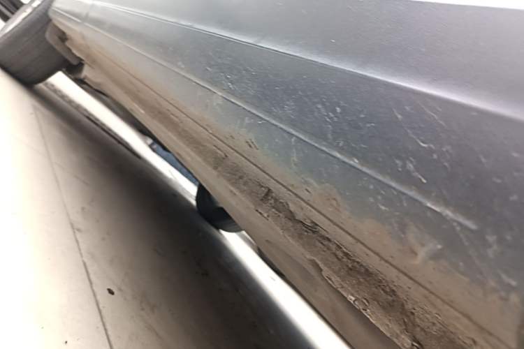 Used Volkswagen Tiguan 2016 280TSI Automatic Two-Wheel-Drive Silk Road Style Edition Right Side Sill