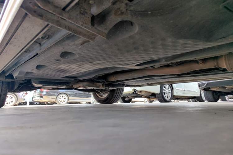 Used Volkswagen Tiguan 2016 2.0 TSI Four-Wheel Drive Standard Version Right Side Sill