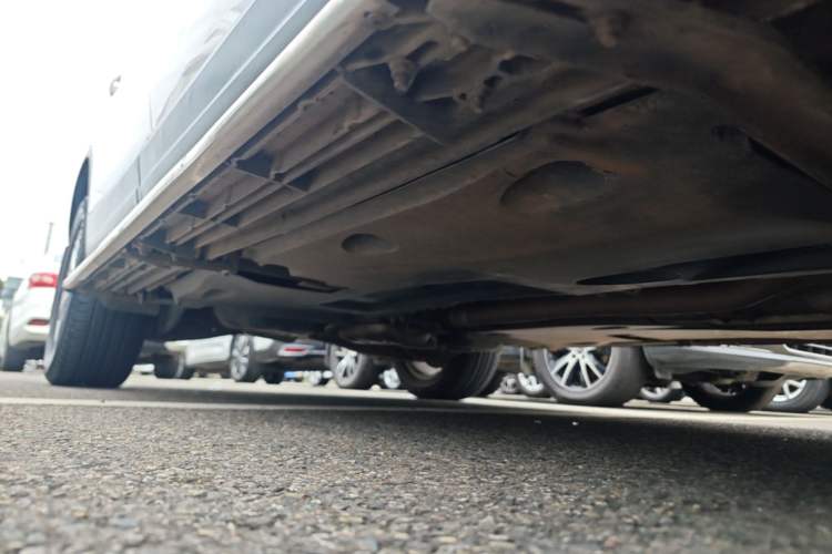 Used Volkswagen Tiguan 2016 280TSI Automatic Two-Wheel-Drive Silk Road Style Edition Right Side Sill