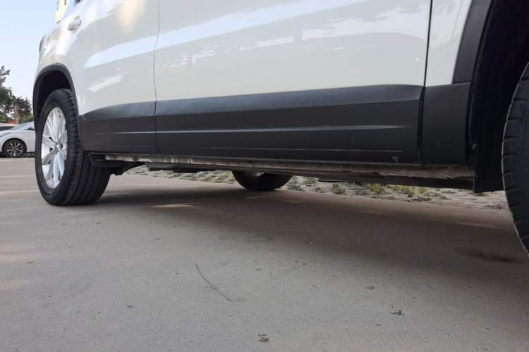 Used Volkswagen Tiguan 2016 300TSI Automatic Two-Wheel Drive Comfort Edition Right Side Sill