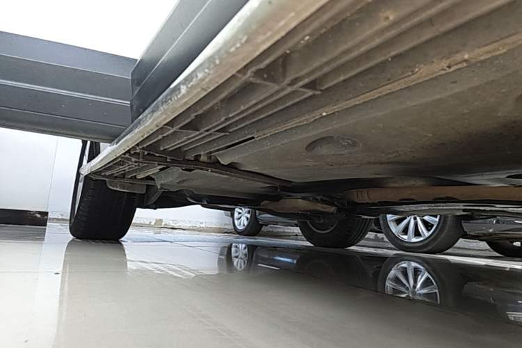 Used Volkswagen Tiguan 2016 300TSI Automatic Two-Wheel Drive Comfort Edition Right Side Sill