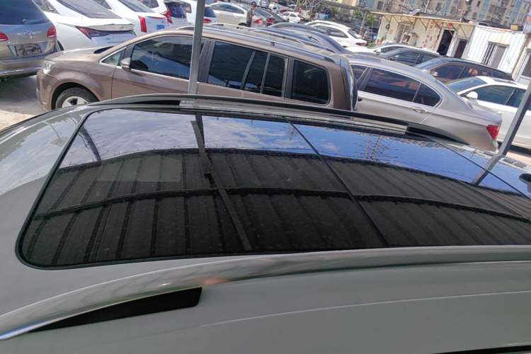 Used Volkswagen Tiguan 2016 2.0 TSI Four-Wheel Drive Standard Version Roof