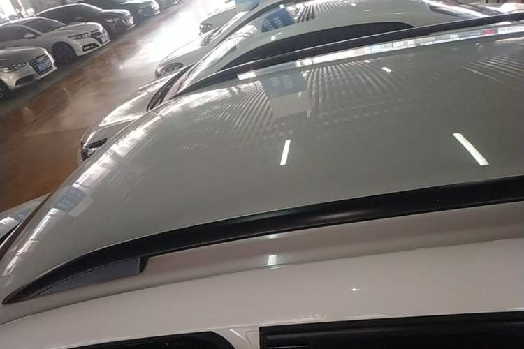 Used Volkswagen Tiguan 2016 280TSI Automatic Two-Wheel-Drive Silk Road Style Edition Roof