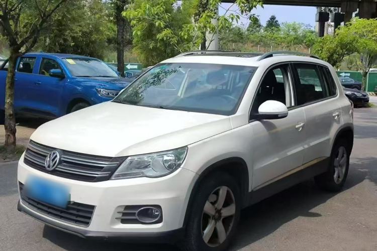 Used Volkswagen Tiguan 2016 300TSI Automatic Two-Wheel Drive Luxury Edition Guazi used car, China used car export, Used car for sale, Used cars, Cheapest cars for sale
