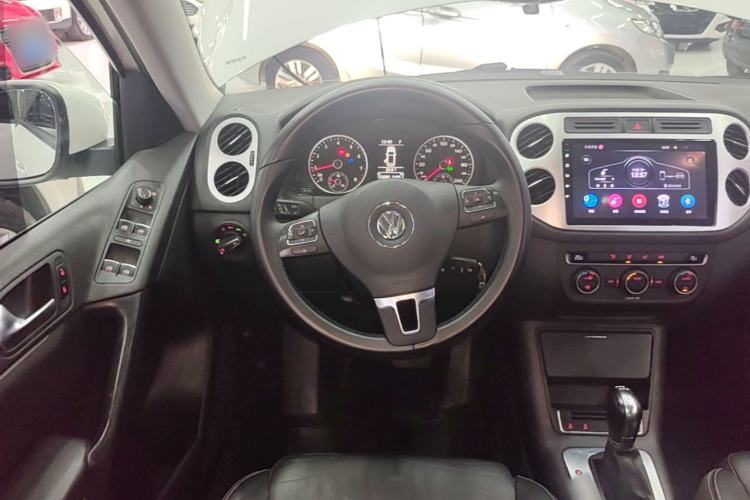 Used Volkswagen Tiguan 2016 280TSI Automatic Two-Wheel Drive Silk Road Comfort Edition Steering Wheel