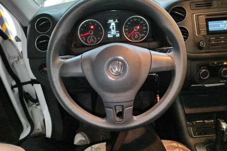 Used Volkswagen Tiguan 2016 280TSI Automatic Two-Wheel-Drive Silk Road Style Edition Steering Wheel