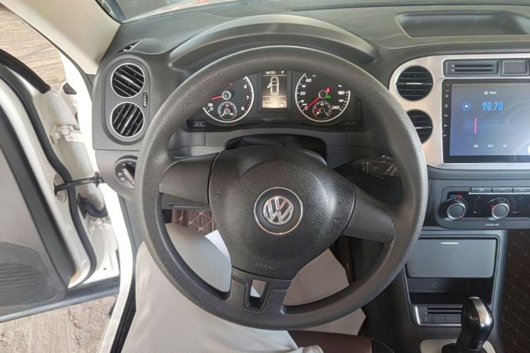 Used Volkswagen Tiguan 2016 300TSI Automatic Two-Wheel Drive Trend Edition Steering Wheel