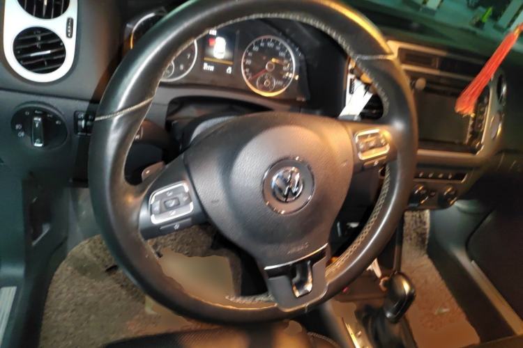 Used Volkswagen Tiguan 2016 300TSI Automatic Two-Wheel Drive Luxury Edition Steering Wheel