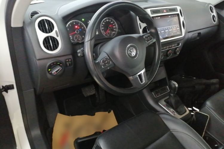 Used Volkswagen Tiguan 2016 280TSI Automatic Two-Wheel Drive Silk Road Comfort Edition Steering Wheel