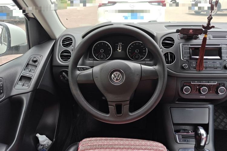 Used Volkswagen Tiguan 2016 280TSI Automatic Two-Wheel-Drive Silk Road Style Edition Steering Wheel