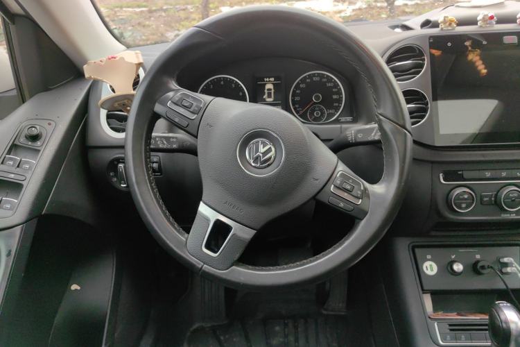 Used Volkswagen Tiguan 2016 280TSI Automatic Two-Wheel Drive Silk Road Comfort Edition Steering Wheel