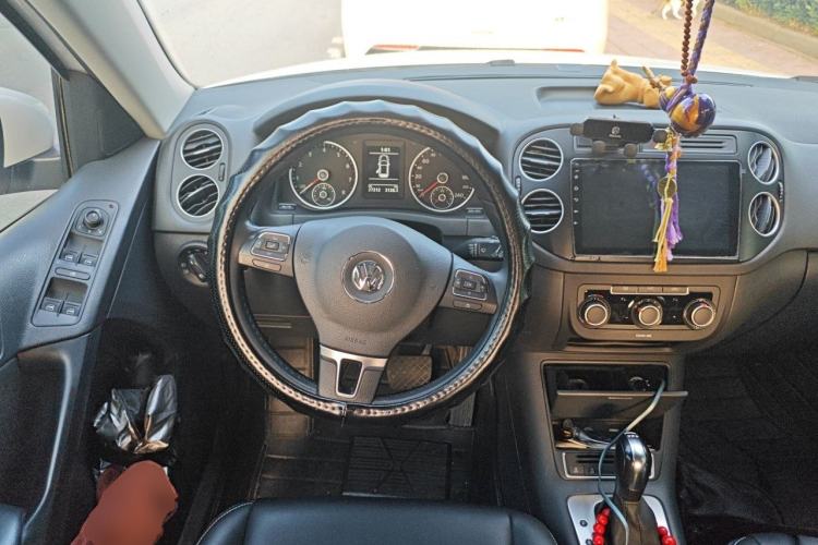 Used Volkswagen Tiguan 2016 280TSI Automatic Two-Wheel-Drive Silk Road Style Edition Steering Wheel