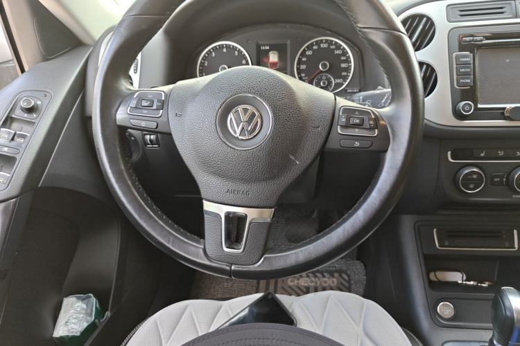 Used Volkswagen Tiguan 2016 300TSI Automatic Two-Wheel Drive Luxury Edition Steering Wheel