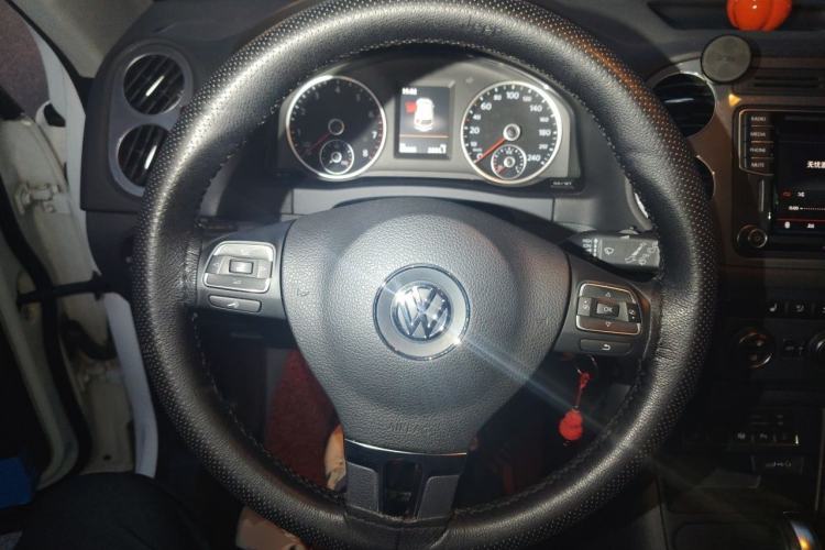 Used Volkswagen Tiguan 2016 2.0 TSI Four-Wheel Drive Elite Version Steering Wheel