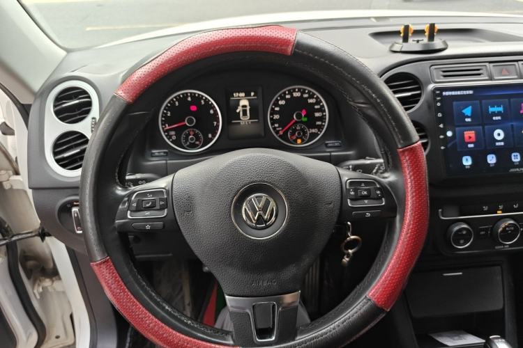 Used Volkswagen Tiguan 2016 280TSI Automatic Two-Wheel Drive Silk Road Comfort Edition Steering Wheel