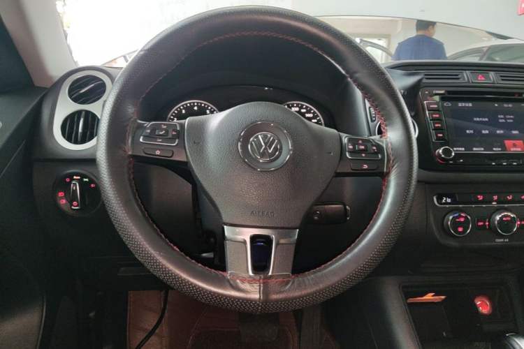 Used Volkswagen Tiguan 2016 300TSI Automatic Two-Wheel Drive Comfort Edition Steering Wheel