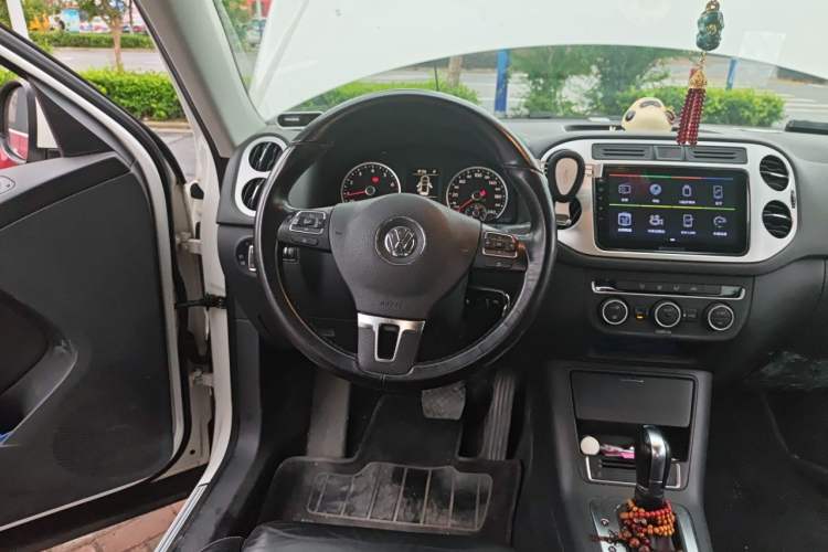 Used Volkswagen Tiguan 2016 300TSI Automatic Two-Wheel Drive Comfort Edition Steering Wheel