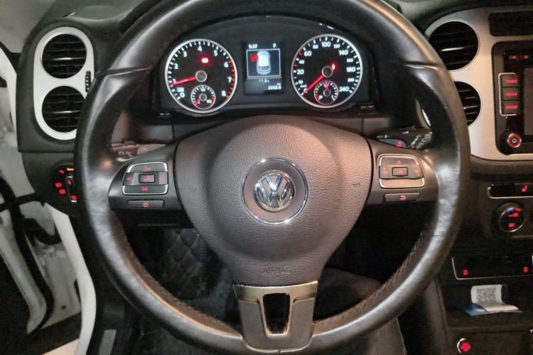 Used Volkswagen Tiguan 2016 300TSI Automatic Two-Wheel Drive Luxury Edition Steering Wheel