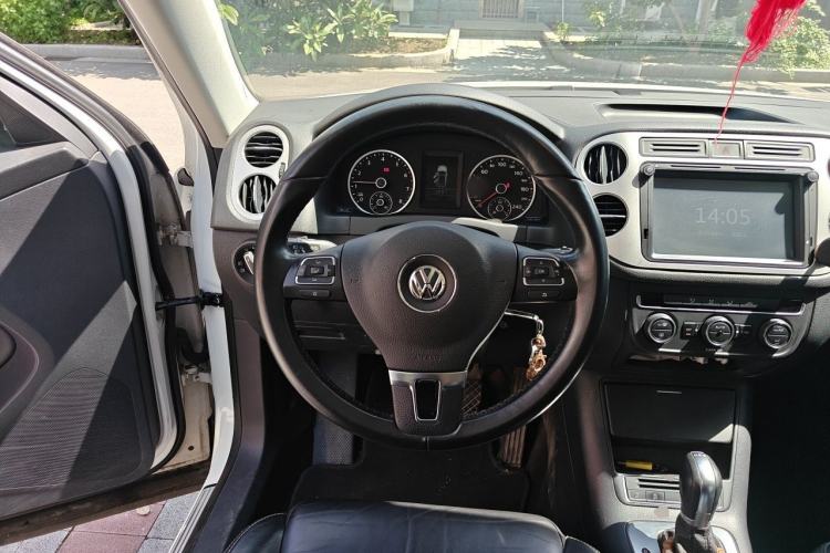Used Volkswagen Tiguan 2016 280TSI Automatic Two-Wheel Drive Silk Road Comfort Edition Steering Wheel