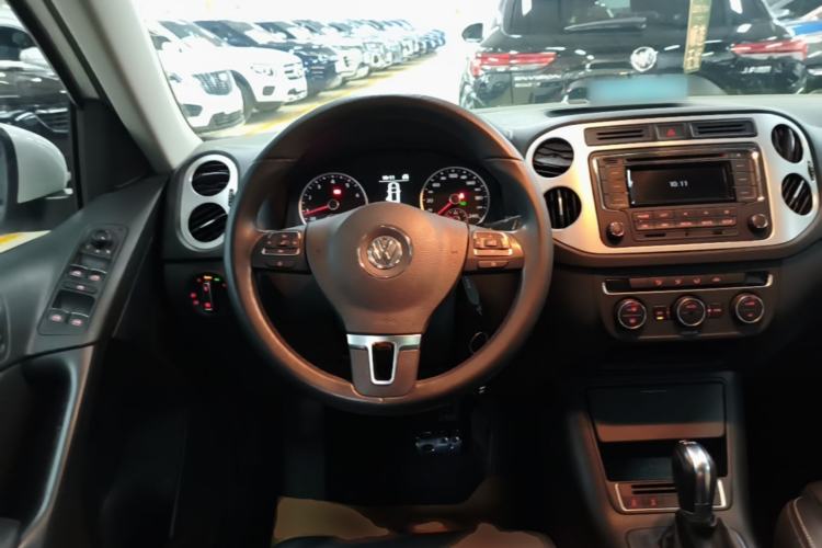 Used Volkswagen Tiguan 2016 280TSI Automatic Two-Wheel Drive Silk Road Comfort Edition Steering Wheel