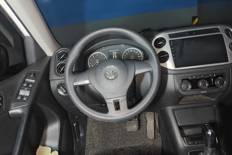 Used Volkswagen Tiguan 2016 280TSI Automatic Two-Wheel-Drive Silk Road Style Edition Steering Wheel