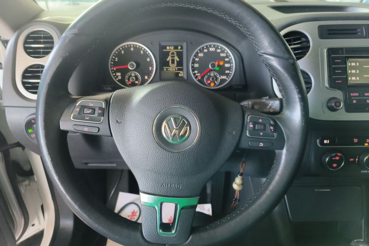 Used Volkswagen Tiguan 2016 300TSI Automatic All-Wheel Drive Fashion Vision Edition Steering Wheel