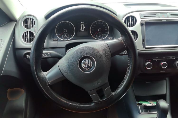 Used Volkswagen Tiguan 2016 280TSI Automatic Two-Wheel-Drive Silk Road Style Edition Steering Wheel