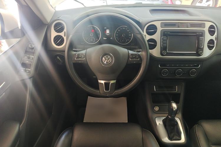 Used Volkswagen Tiguan 2016 300TSI Automatic Two-Wheel Drive Luxury Edition Steering Wheel