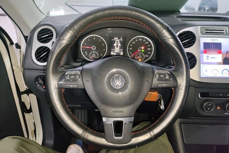 Used Volkswagen Tiguan 2016 300TSI Automatic All-Wheel Drive Fashion Vision Edition Steering Wheel